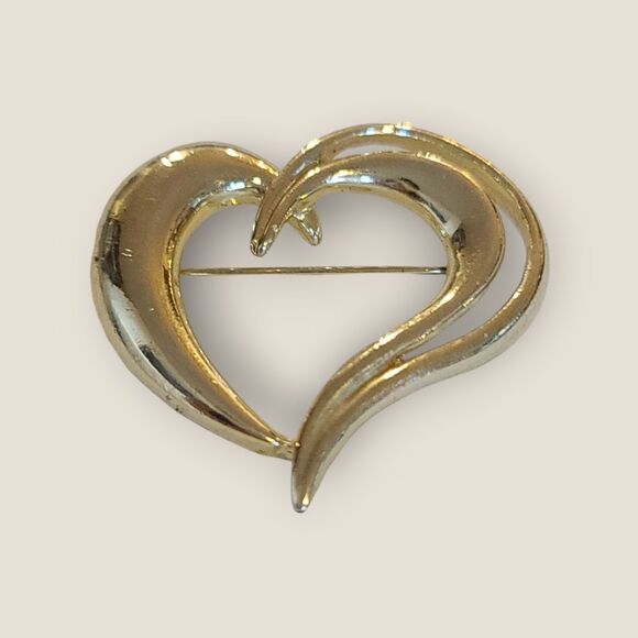 Vintage AJC Gold Tone Double Heart Brooch Pin 80s 90s Estate - Picture 6 of 8